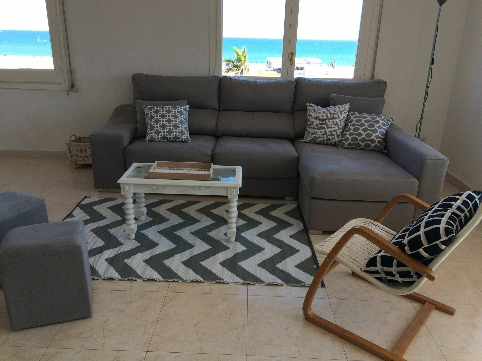 Calaluz Be My Guest Castelldefels Apartment Exterior photo